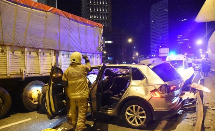 İzmir’de zincirleme kaza: 1 ölü, 4 yaralı