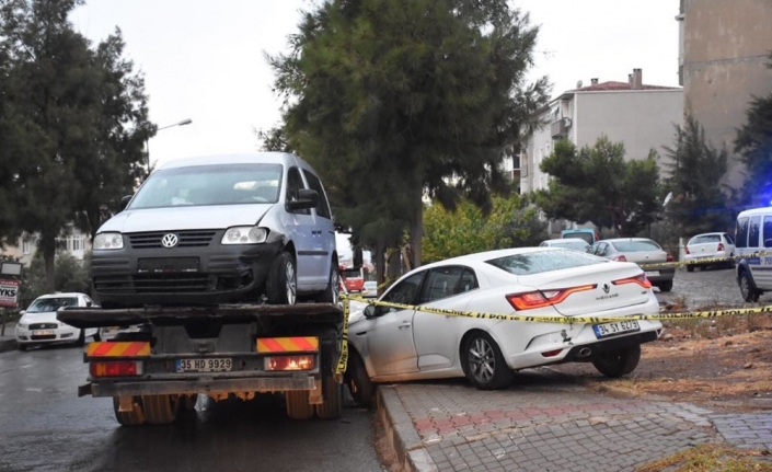 Kaza yapan araçta ceset bulundu