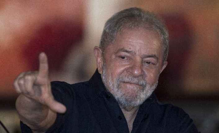 Lula devlet başkanlığı adaylığından çekildi