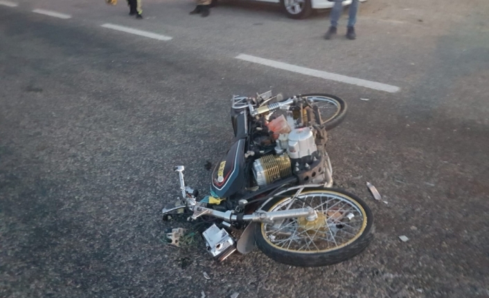 Motosikletli gencin öldüğü kaza güvenlik kamerasında