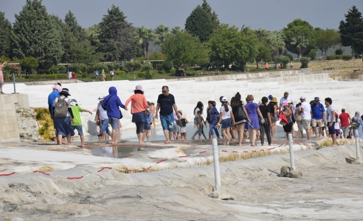 Pamukkale’de sıcak hava balon taşımacılığı yapılacak