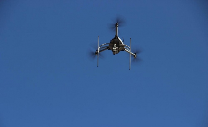 Polis, ’drone’ ile sürücülere ceza yazdı