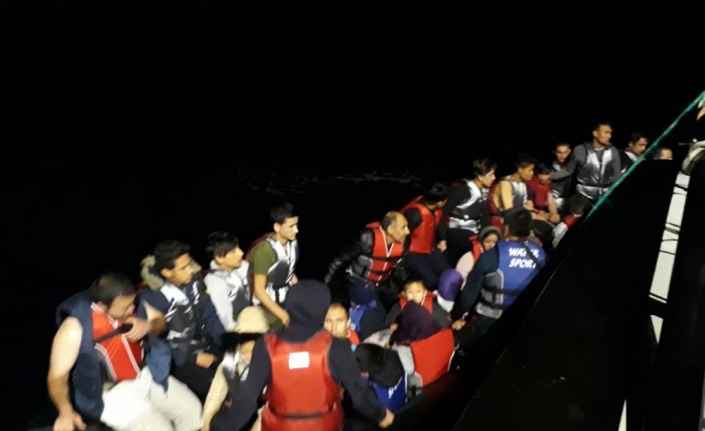 Sahil Güvenlik 1 haftada 849 kaçak göçmeni yakaladı