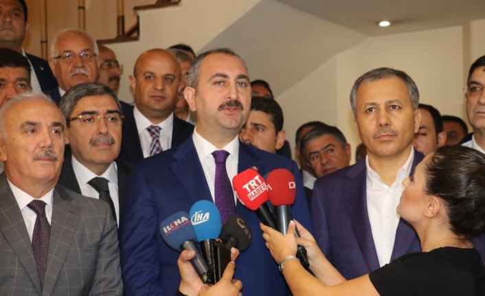 Adalet Bakanından Danıştay’ın "Andımız" kararına tepki