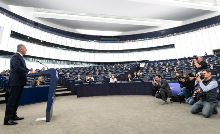 Avrupa Parlamentosu’ndan 70 milyon Euro’luk kesinti