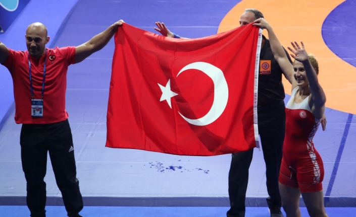 Buse Tosun Dünya 3.’sü oldu