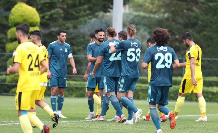 Fenerbahçe İstanbulspor’u 3-0 yendi