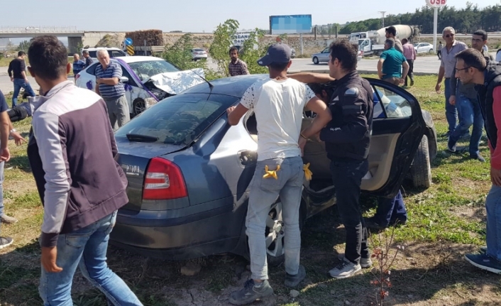 Gelin arabası kaza yaptı: 4 ölü, 5 yaralı