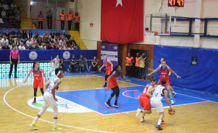 Hatay Büyükşehir BOTAŞ’ı rahat geçti