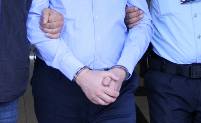 İcra dairelerinde usulsüzlük: 5 gözaltı