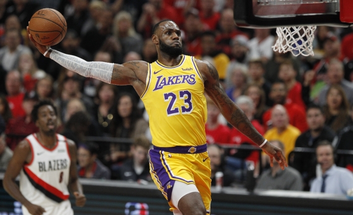 Lakers’a LeBron da yetmedi