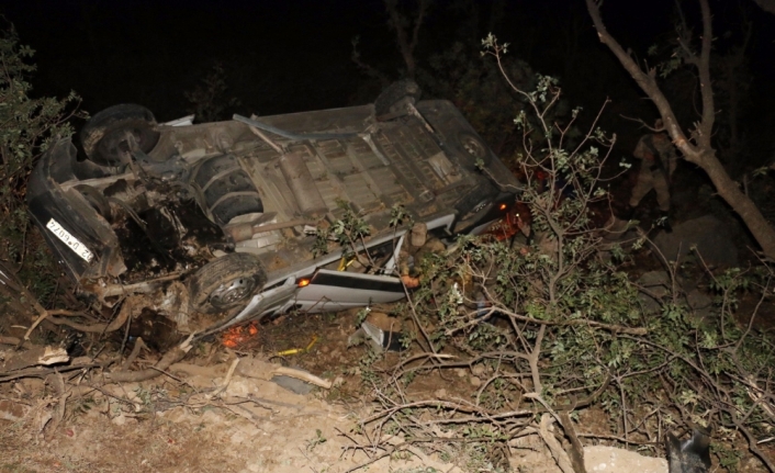 Nemrut Dağı’ndan dönen turist kafilesi kaza yaptı: 16 yaralı