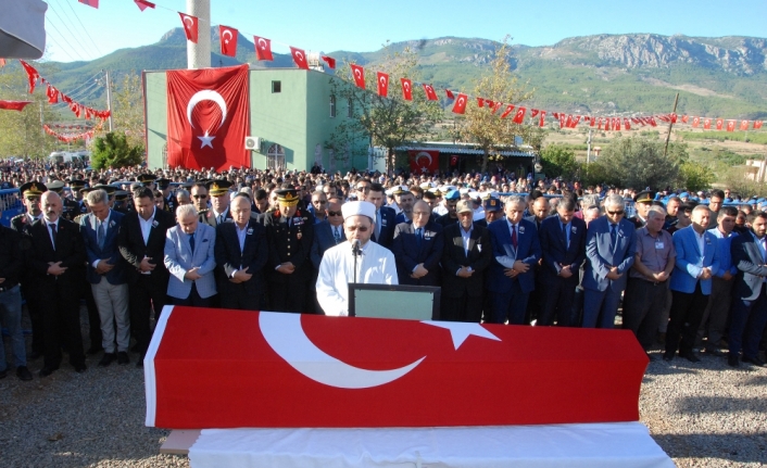 Silifke şehidini gözyaşlarıyla uğurladı