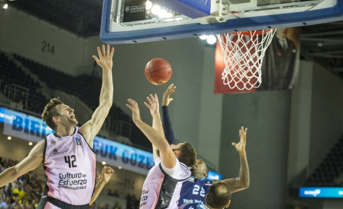 Türk Telekom Basketbol Takımı, İspanya ekibine yenildi