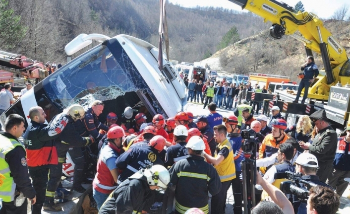 Yollardaki acı tablo: 2 bin 711 can kaybı