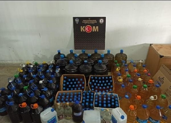 Nazilli’de 735 litre sahte içki ele geçirildi