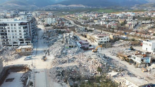 Dron görüntüleri, felaketin boyutunu gözler önüne serdi