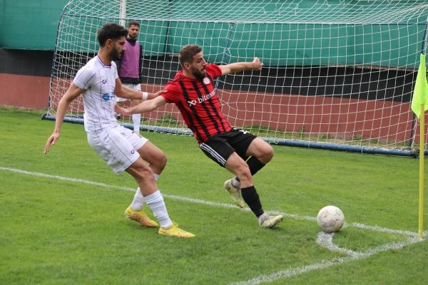 Karbel Karaköprüspor - Yomra spor: 1-1