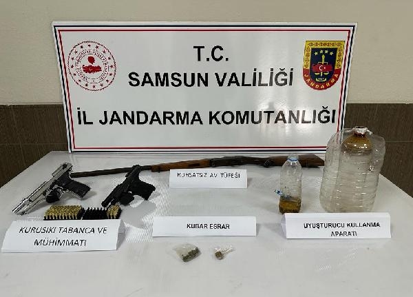 Samsun'da 16 adrese uyuşturucu operasyonu : 13 gözaltı