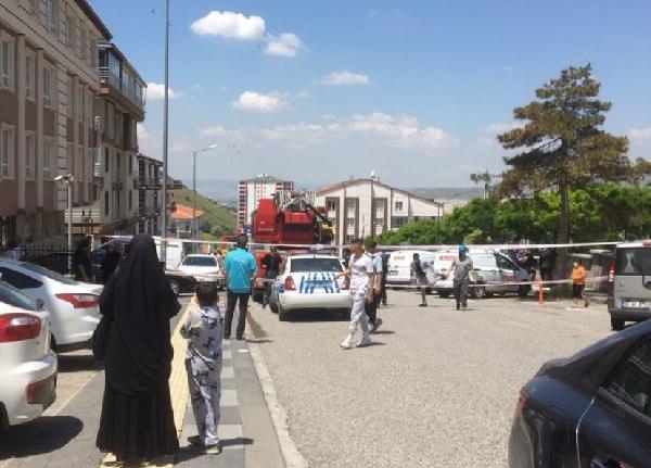 Ankara'da böcek ilacından zehirlenen 1'i çocuk 2 kişi öldü 
