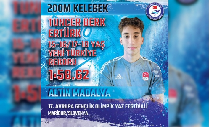 Milli yüzücü Tuncer Berk Ertürk, EYOF'ta altın madalyanın sahibi oldu