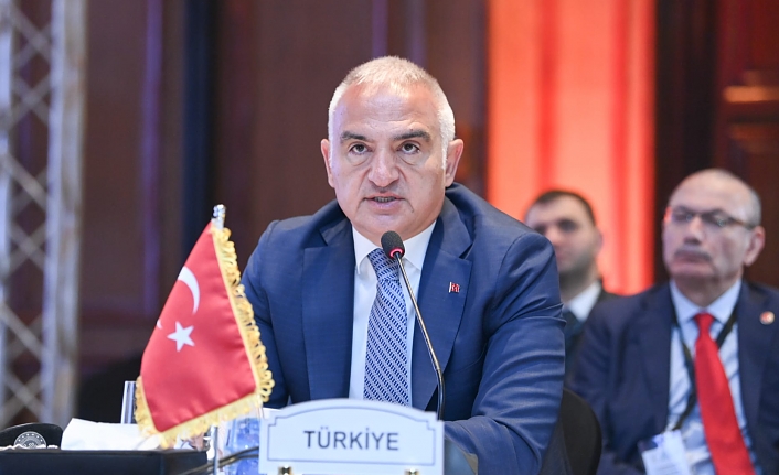 Bakan Ersoy: Gece müzeciliği, 26 antik kentte daha devreye alınacak