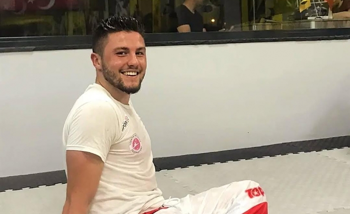 Kick boks antrenörü motokurye, kazada hayatını kaybetti