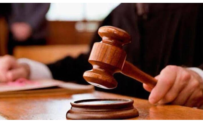 Eşine hakaret eden koca, boşanma davasında kusurlu bulundu