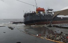 Zonguldak'ta sağanak ve fırtına; gemi karaya oturdu, cezaevi boşaltılıyor (7)