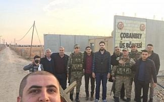 800 kilometre yol gidip Afrin’e 5 bin mektup götürdüler