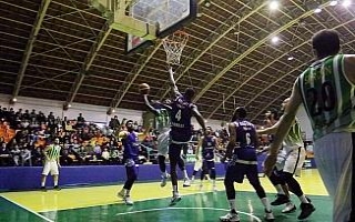 Akhisar Belediyespor 12. galibiyetini aldı