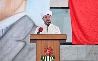 Diyanet İşleri Başkanı Erbaş Türk Okulunu ziyaret...