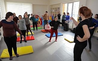 Down sendromlu çocuklara özel dans kursu