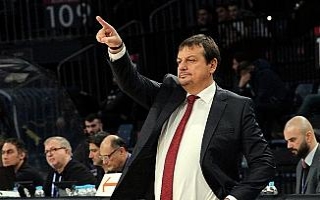 Ergin Ataman’dan ’İstiklal Marşı’ önerisi