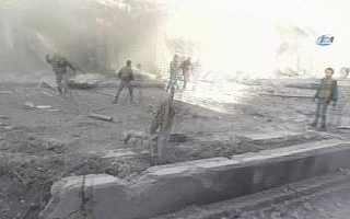 Esed yine katliam yaptı: 61 ölü, 400 yaralı