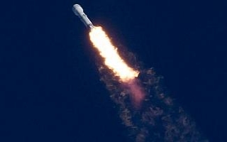 Falcon Heavy uzaya fırlatıldı