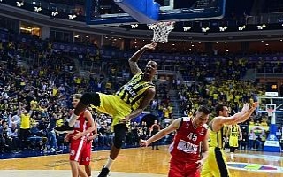 Fenerbahçe Doğuş, Milan’a fark attı