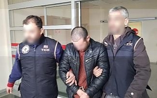 FETÖ’nün askeri yapılanmasına operasyon: 13...