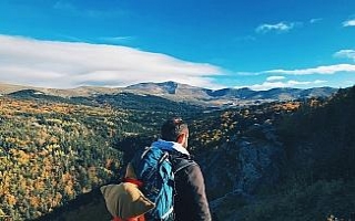 Hafta tatilinde sırtında çantayla Türkiye’yi...
