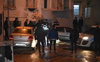 İzmir’de dehşet: Sokak ortasında yanarak öldü