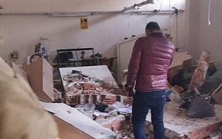 İzmir’de okulda patlama: 1’i ağır 4 yaralı