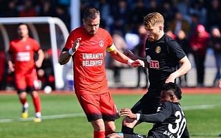 Lidere Eskişehir çarptı