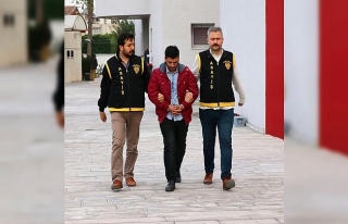 O dolandırıcı kebapçıda yakalandı
