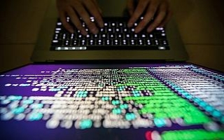 Rus hackerlardan Almanya’ya siper saldırı