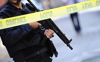 Silah sesleri üzerine içeri girince dehşetle karşılaştılar