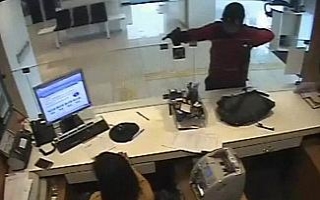 Silahlı banka soygunu kamerada