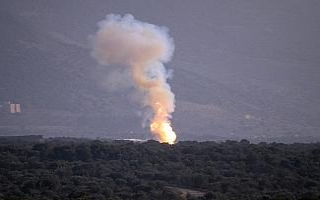 Sınır karakoluna helikopter ve ambulanslar sevk...