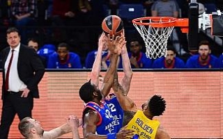 Anadolu Efes sonunu getiremedi