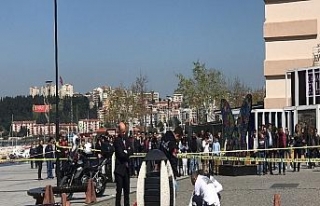 Çocuk tartıştığı genci önce vurup sonra bıçakladı