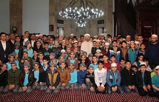Erbaş, sabah namazında vatandaşlarla buluştu